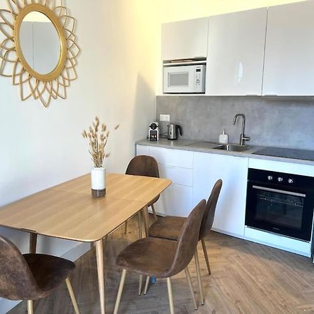 Soho - Le Corner Montpellier Apartment Luaran gambar