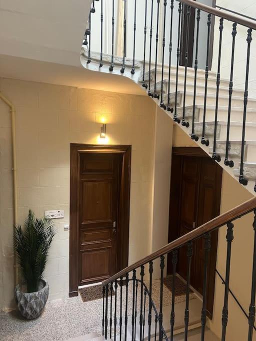 Soho - Le Corner Montpellier Apartment Luaran gambar