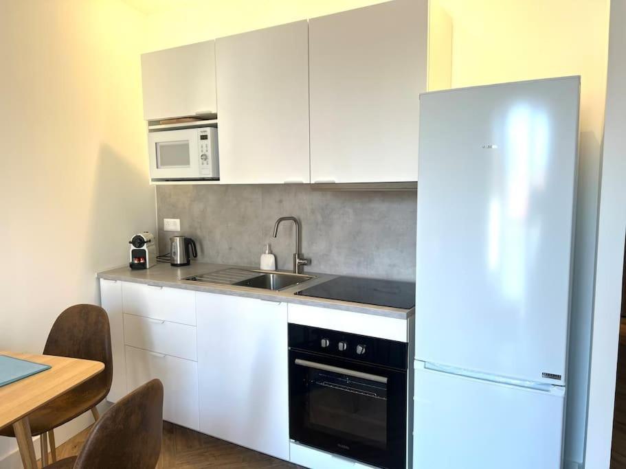 Soho - Le Corner Montpellier Apartment Luaran gambar